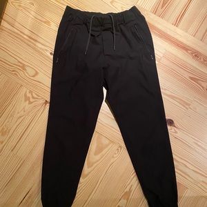 Lululemon men’s joggers